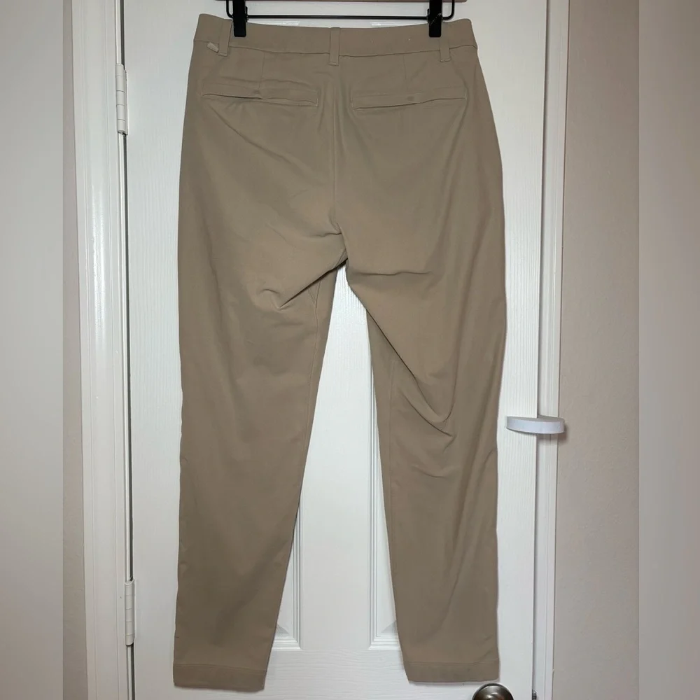 lululemon ABC Pant Slim Fit‎ Men’s Khaki Warpstreme Size 30